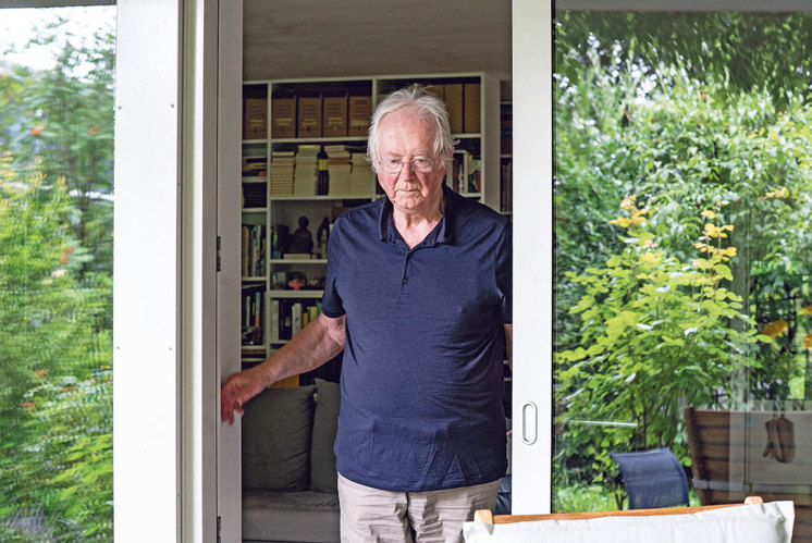 Auch mit 90 Jahren in grimmiger Heiterkeit Auch mit 90 Jahren in grimmiger Heiterkeit
