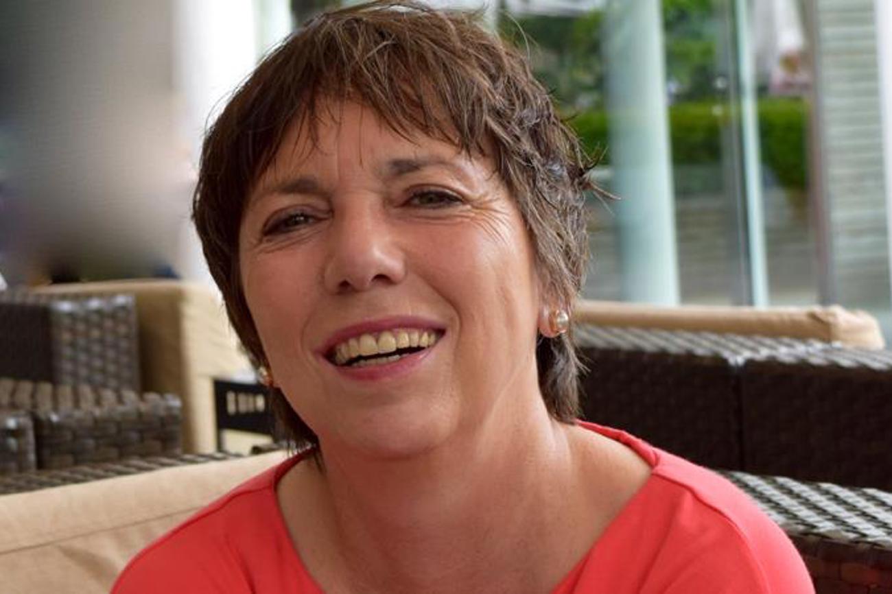 Margot Käßmann: «Luther hätte gesagt, ganz gleich, ob eine Besen schwingende Magd oder ein regierender Fürst, in der Würde gibt es keinen Unterschied.»
| Carlos Greull