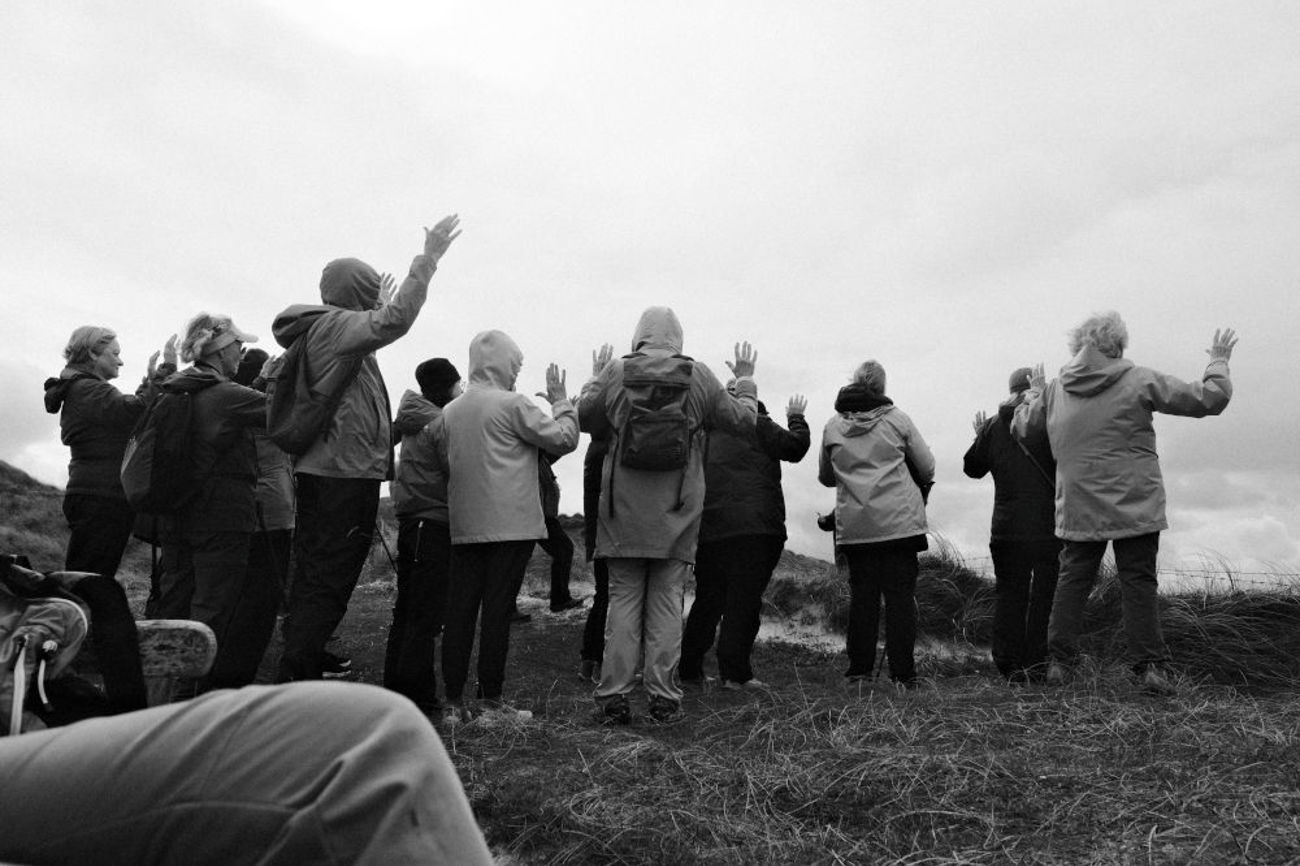 Plötzlich beginnt in der Gruppe der Segen zu fliessen. | Bild: Lars Syring