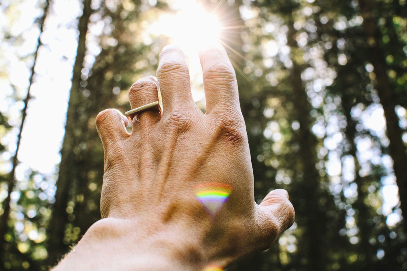 Heilung verstehen als eine Folge von Offenheit gegenüber vielfältigen energetischen Einflüssen. | Foto: unsplash 