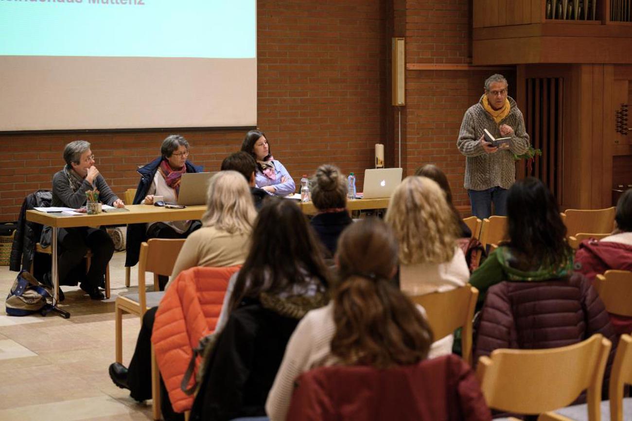 Die Religionslehrpersonen der reformierten Kirche Baselland trafen sich vor Weihnachten zum zweiten Konvent. |Dominik Plüss