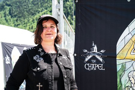 Zwischen Kreuz und Kutte – die Festivalseelsorge der Metalchurch