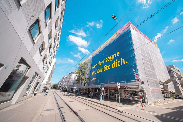 1000 Plakate sollen die Schweiz aufrütteln