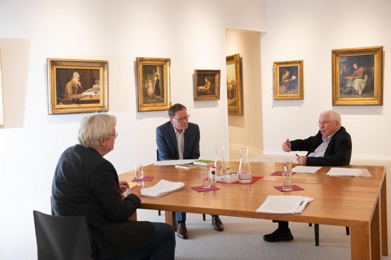 Christoph Blocher und Adrian Berger im Gespräch über den Glauben.