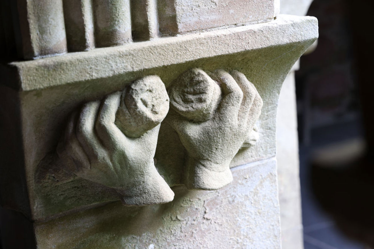 Friedensarbeit: Brot brechen und teilen. | Foto: sy
