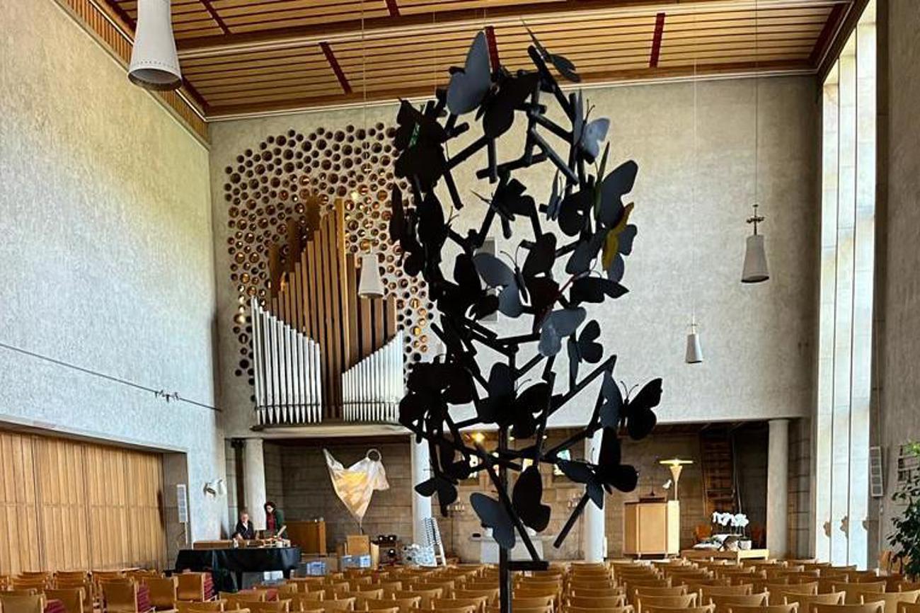 Schmetterlinge aus Metall: Kunstwerk von Hans Thomann.