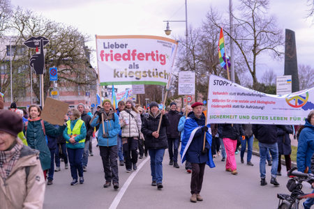 Bodensee-Friedensweg: Bühne für Meinungsvielfalt